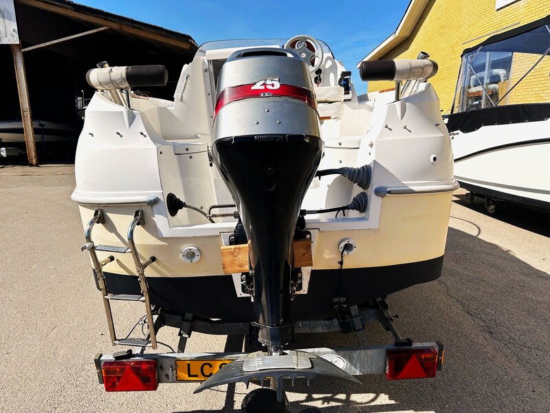 Ørnvik 460 med Mariner 40 HK