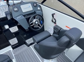 Coaster 600 DC. Yamaha F100...SOLGT