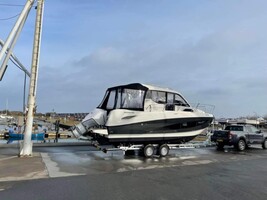 Quicksilver 905 Weekend med F300 Mercury samt Brenderup trailer (Opbevaring)
