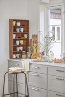 Væghylde m/6 opdelte hylder 24 rum UNIKA