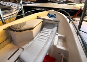 Terhi Nordic 6020 med Mariner 30HK (2006) – Stabil og holdbar jolle